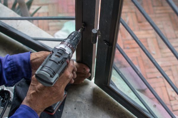 Cost of Steel Window Repair in Largo